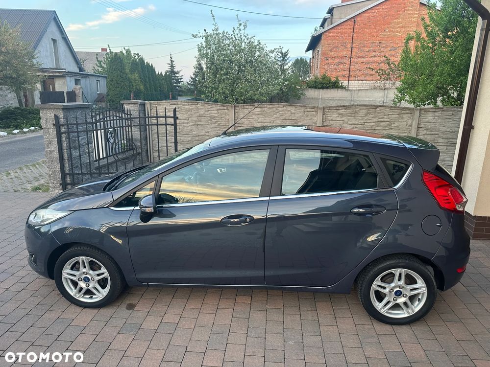 Ford Fiesta 1.5 TDCi SYNC Edition - 13