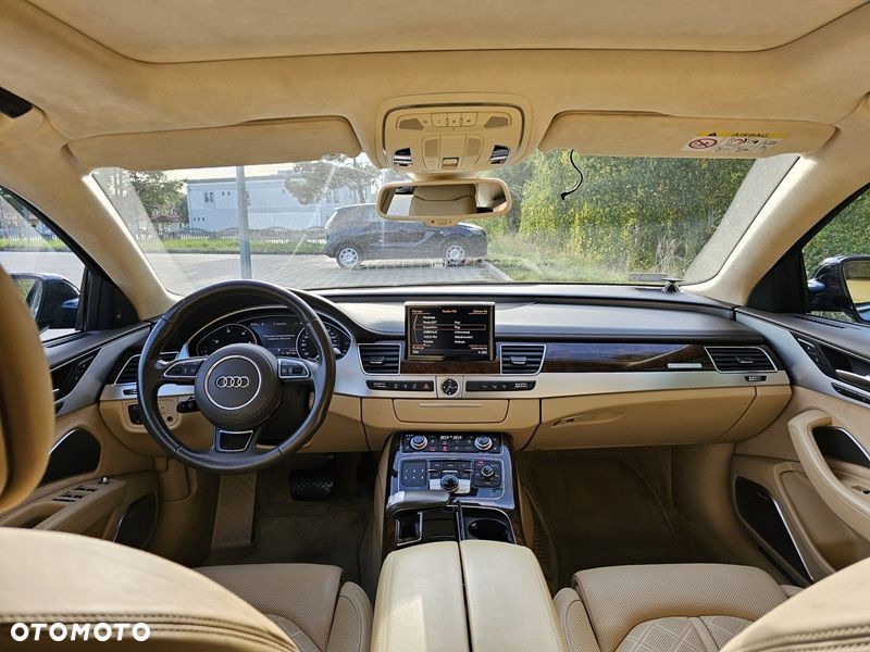Audi A8 4.2 TDI DPF (clean diesel) quattro tiptronic Lang - 11