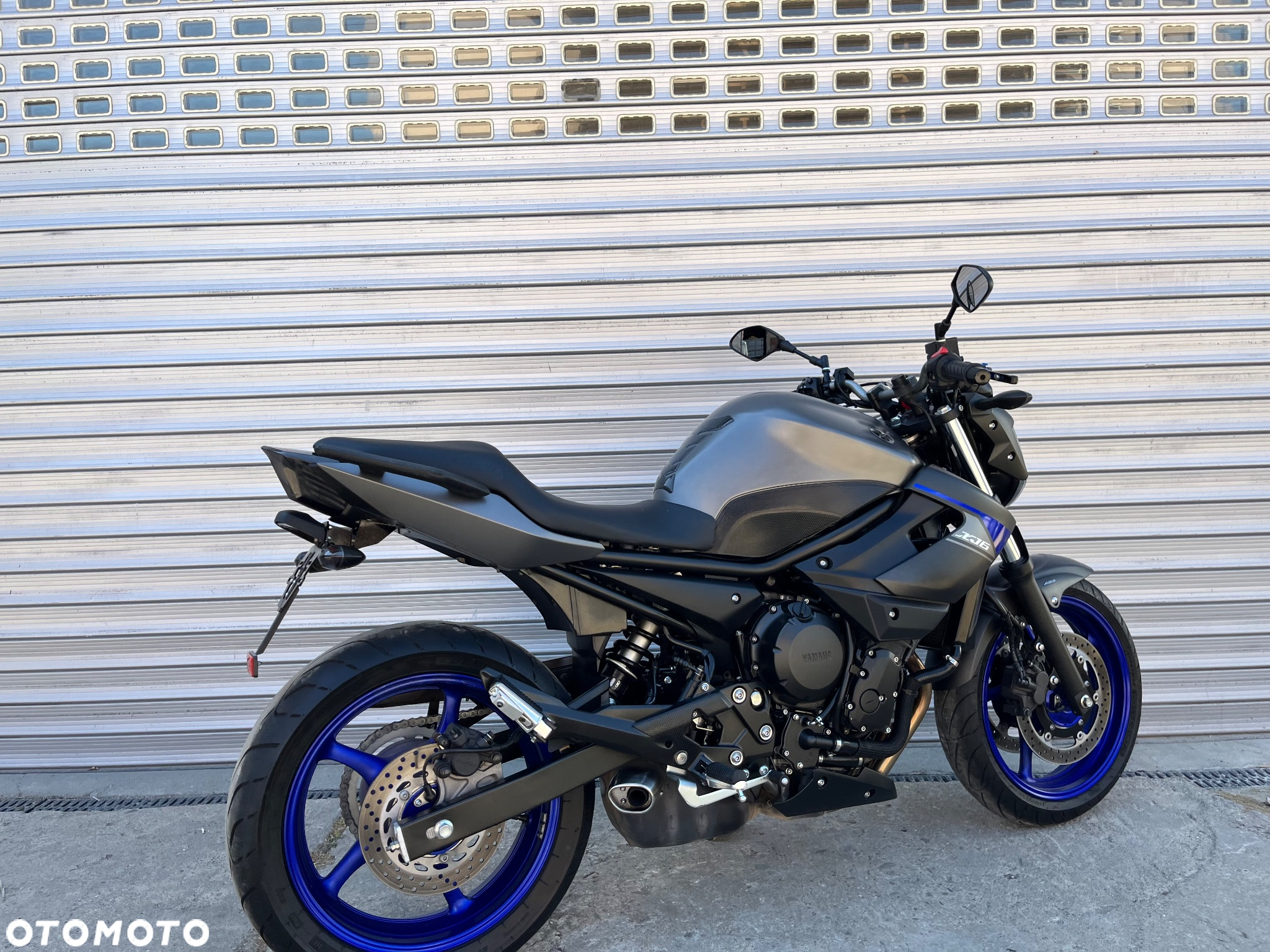 Yamaha XJ - 16