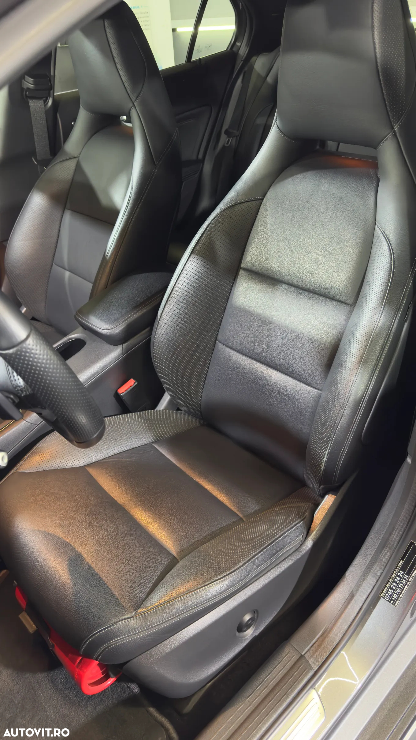 Mercedes-Benz GLA 45 AMG 4MATIC Aut. - 16