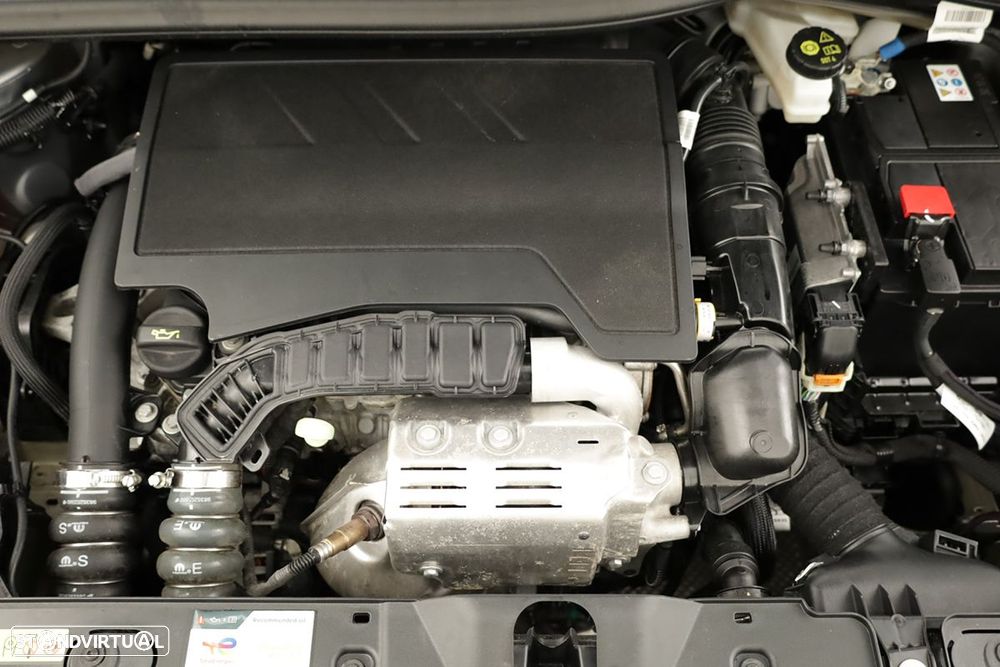 Peugeot 2008 1.2 PureTech Allure - 25
