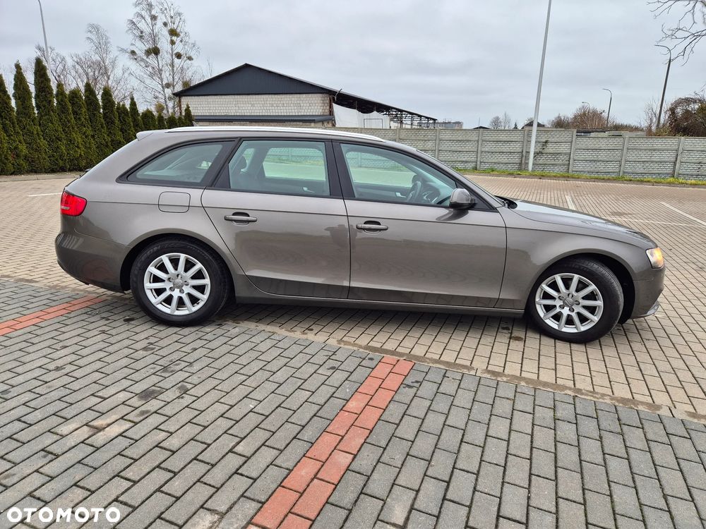 Audi A4 Avant 2.0 TDI e DPF Ambiente - 4