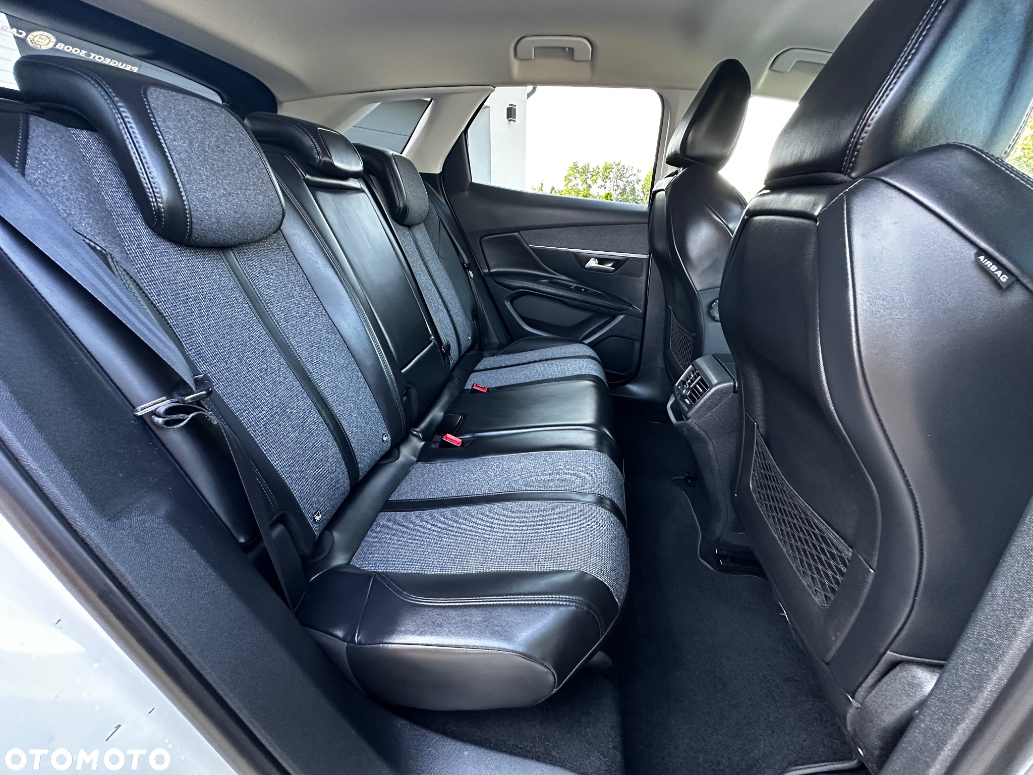 Peugeot 3008 HDi 115 Allure - 6