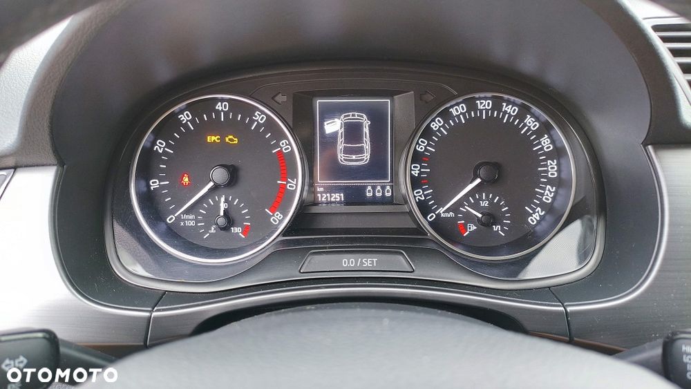 Skoda Fabia 1.2 TSI Style - 8