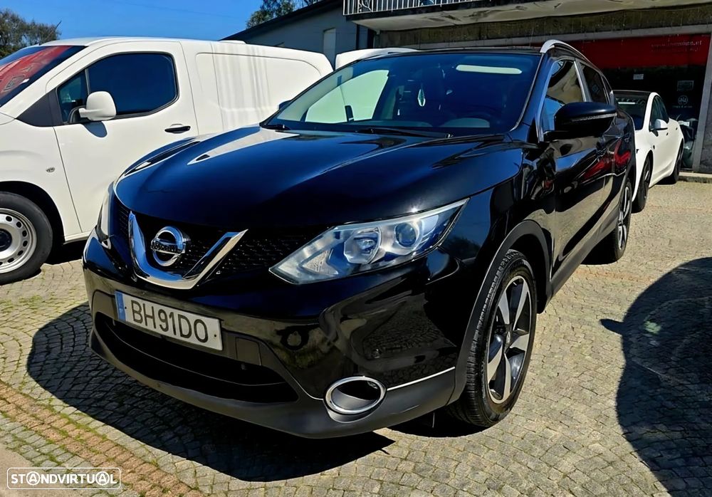 Nissan Qashqai 1.2 DIG-T Tekna - 1