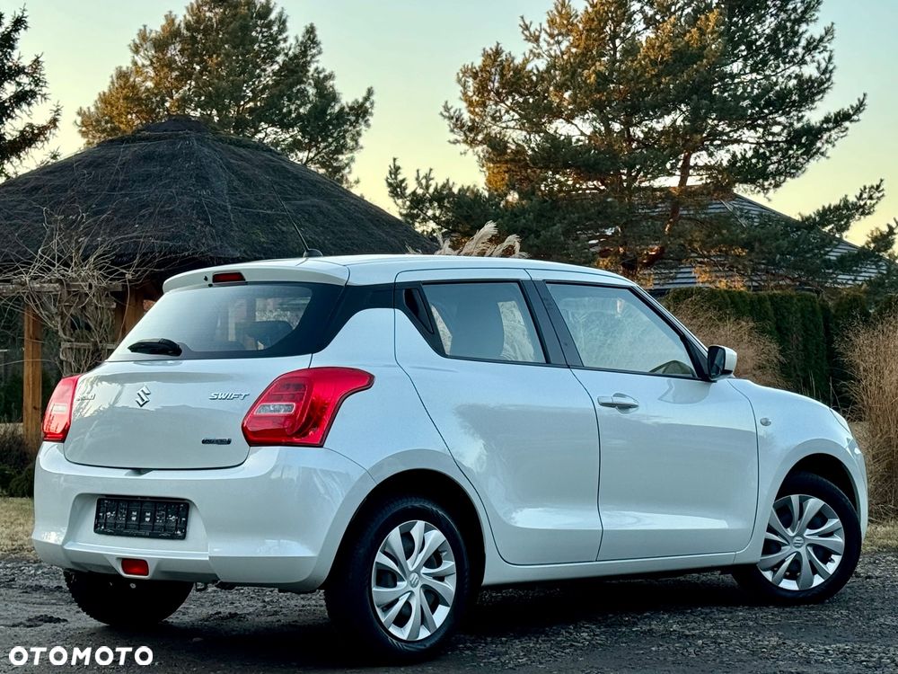 Suzuki Swift - 6