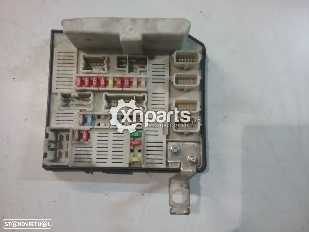 Caixa de Fusíveis Bsi RENAULT SCÉNIC MEGANE II 2003 - ... Usado REF. 8200481866... - 1
