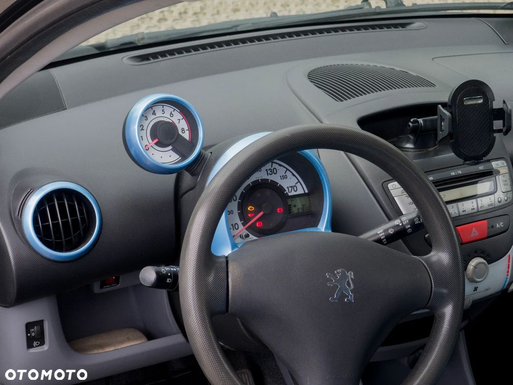 Peugeot 107 1.0 Trendy - 16