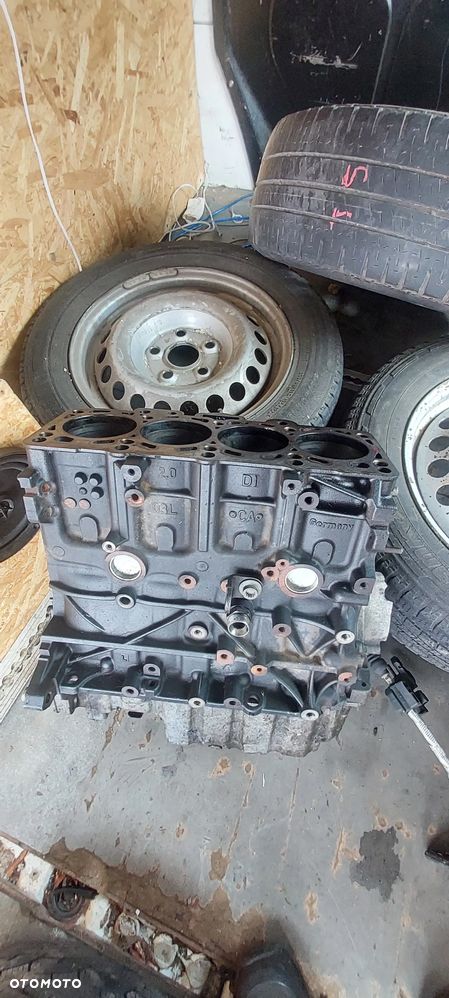 Blok dół silnika vw t5. 1 CFCA - 1