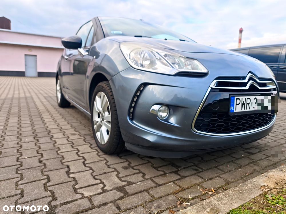 Citroën DS3 HDi 90 FAP SoChic - 1