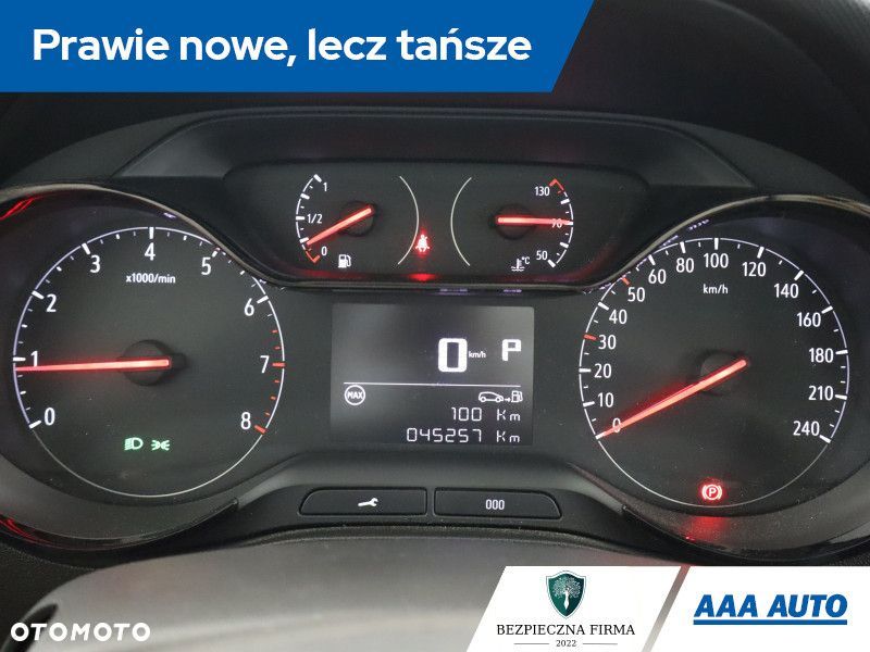 Opel Crossland X - 13
