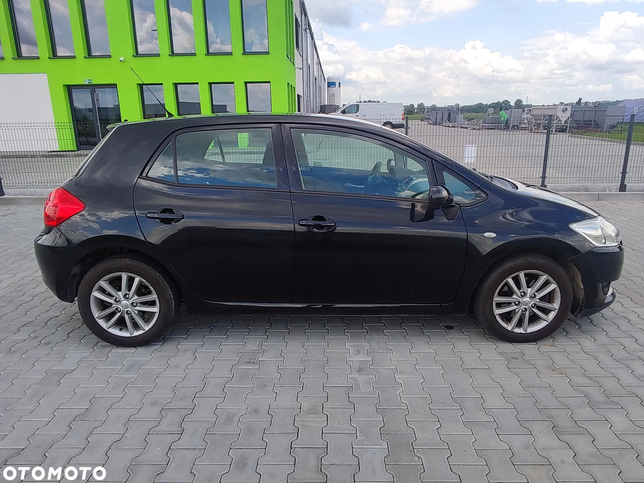 Toyota Auris 2.0 D-4D Sol - 11