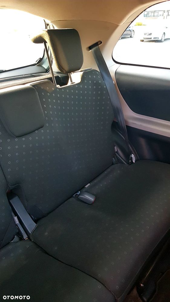 Toyota Yaris 1.0 Luna A/C - 26