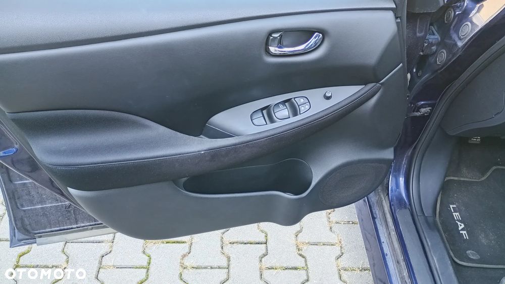 Nissan Leaf 40kWh Acenta - 27