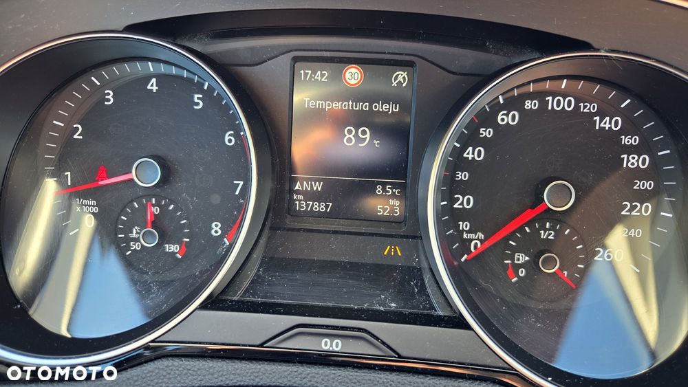 Volkswagen Passat - 5