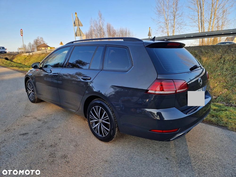 Volkswagen Golf - 3