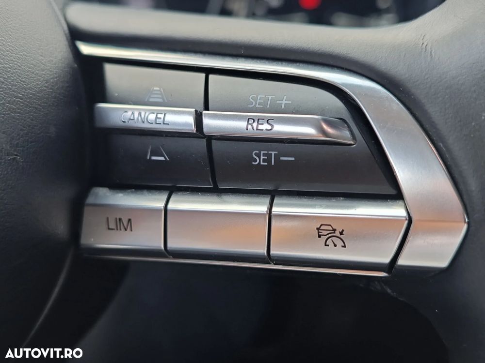Mazda CX-30 - 14