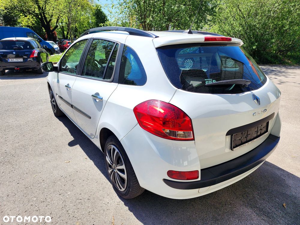 Renault Clio 1.2 16V 75 Expression - 7
