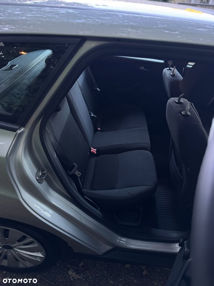 Ford Focus 1.5 TDCi SYNC Edition - 10