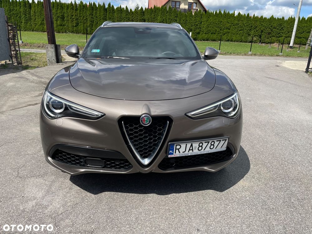 Alfa Romeo Stelvio 2.0 Turbo Sprint Q4 - 2
