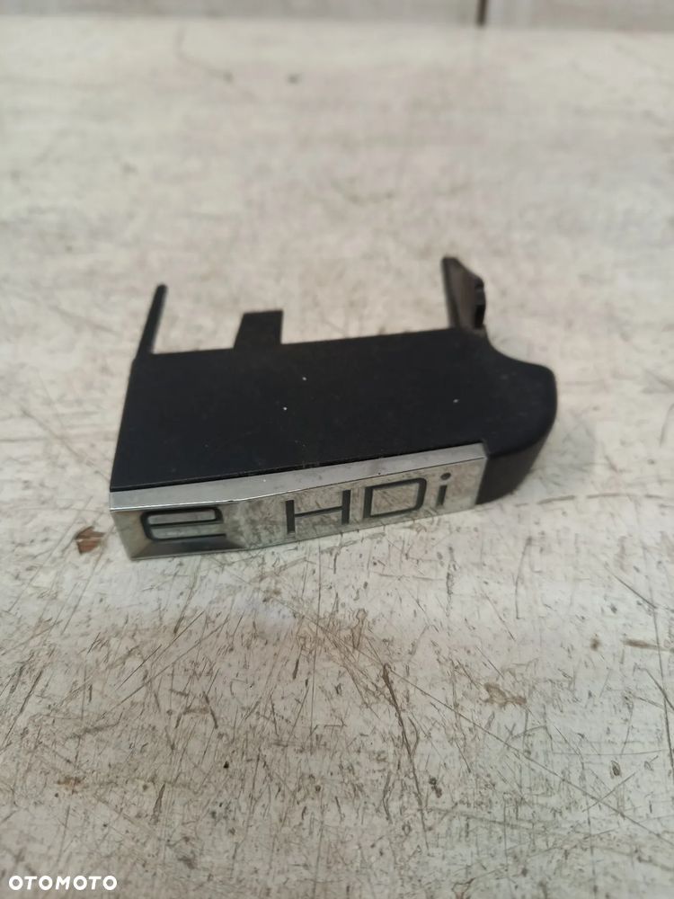 Peugeot 508 E-HDi atrapa grill znaczek emblemat logo