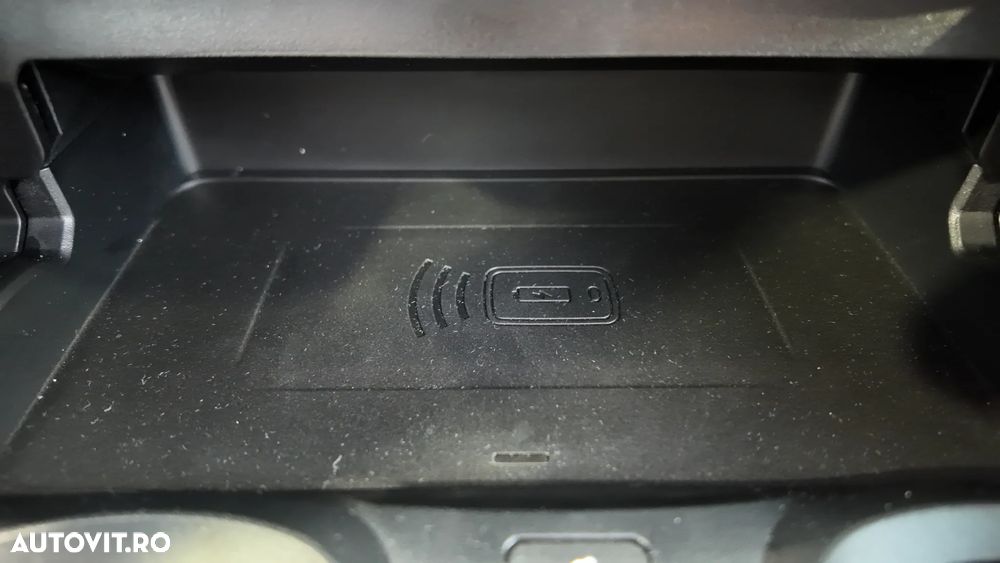 BMW Seria 2 218i AT - 23