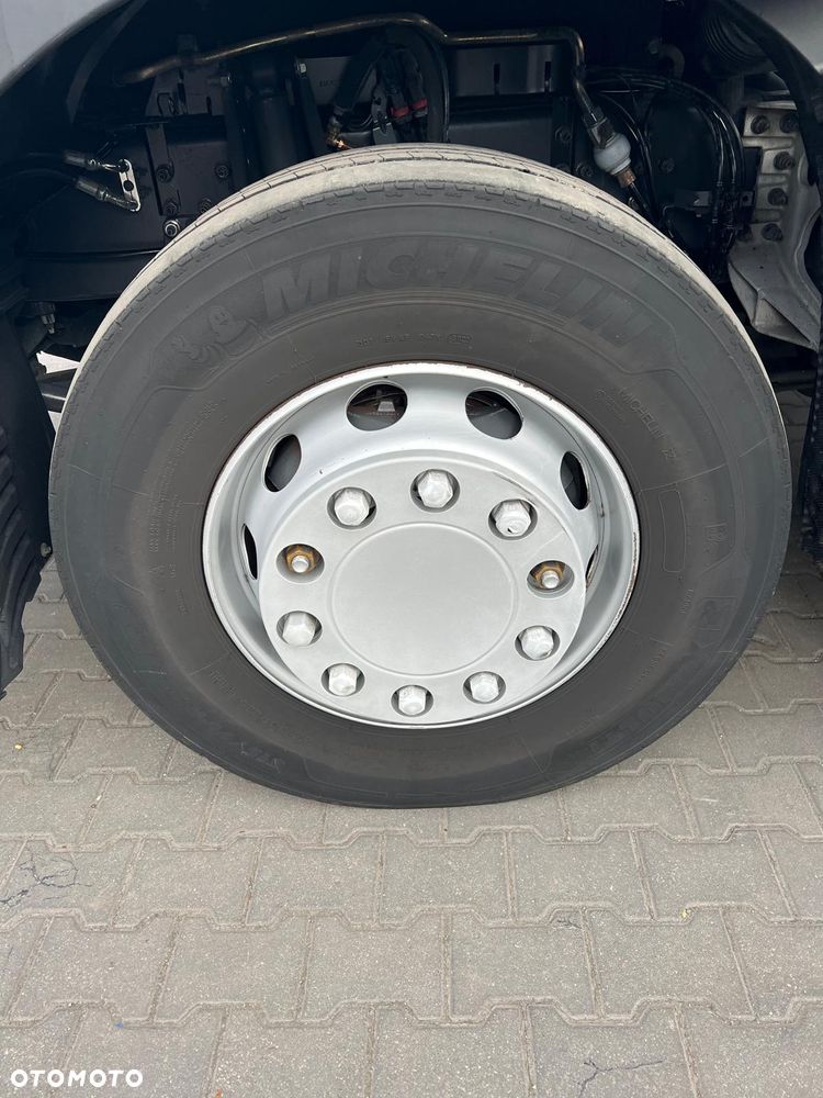 Renault T460 2018 bogate wyposażenie RETARDER spojlery klima postojowa lodówka wron-pol - 12