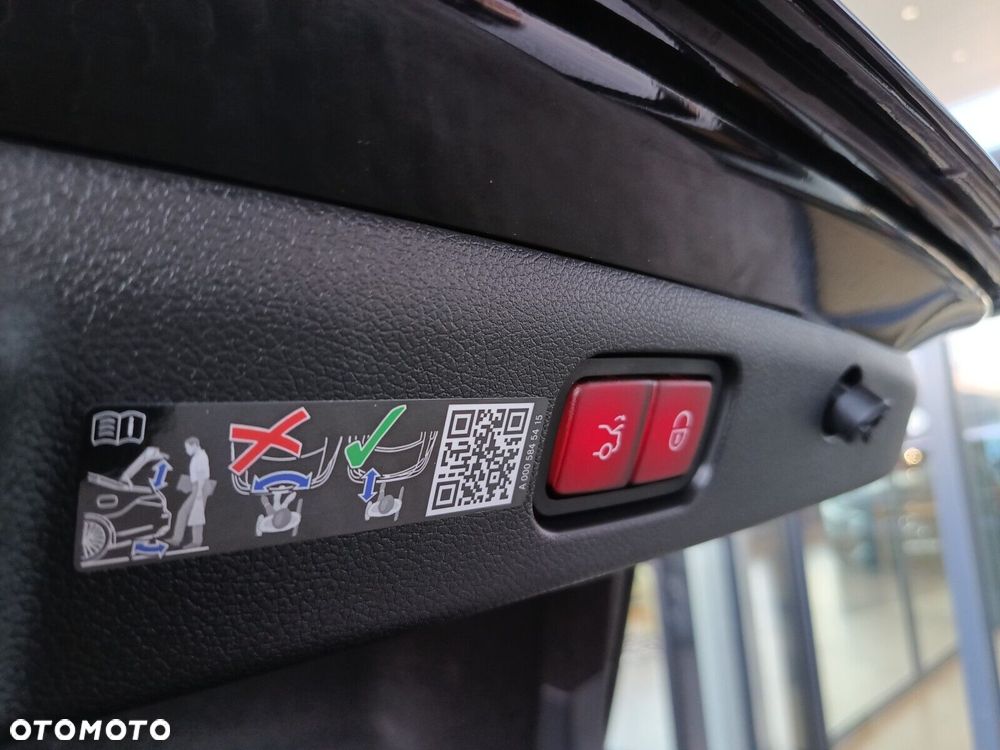 Mercedes-Benz Klasa E - 33