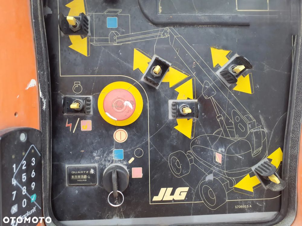 JLG 660SJ - 10