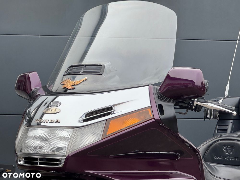 Honda GL - 24