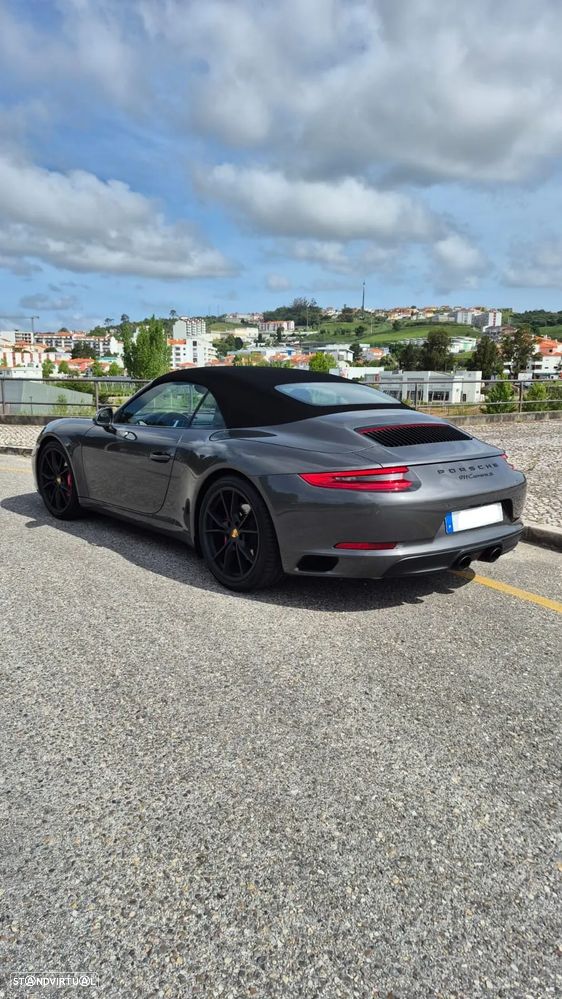 Porsche 911 Série F - 4