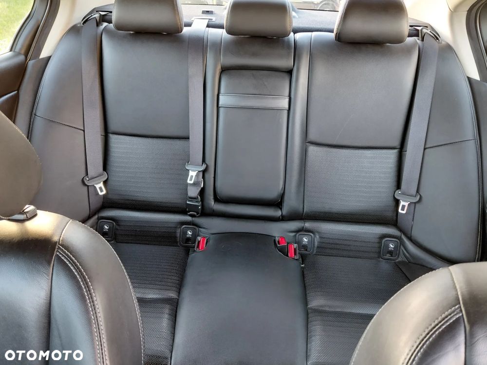 Infiniti Q50 2.0t Sport Tech EU6 - 18