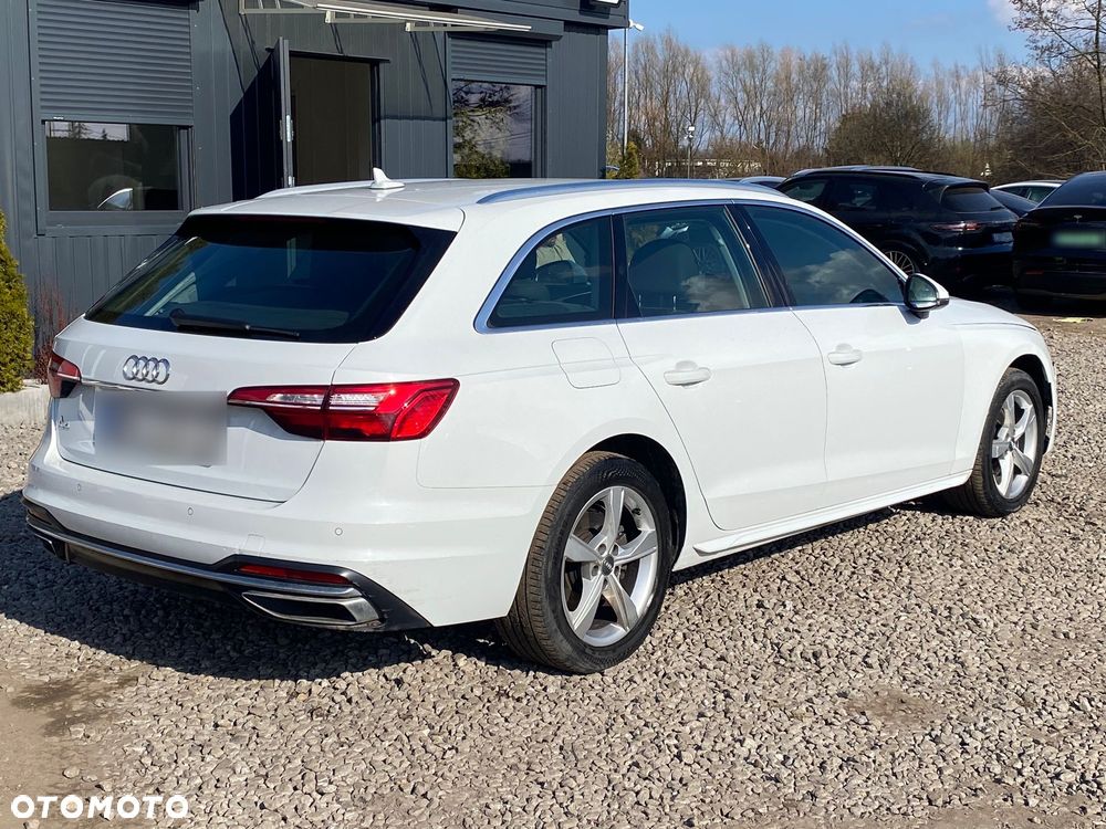 Audi A4 Avant 35 TFSI Sport S tronic - 2