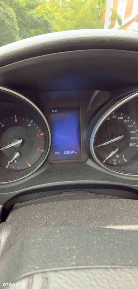 Toyota Avensis 2.0 D-4D Prestige - 13