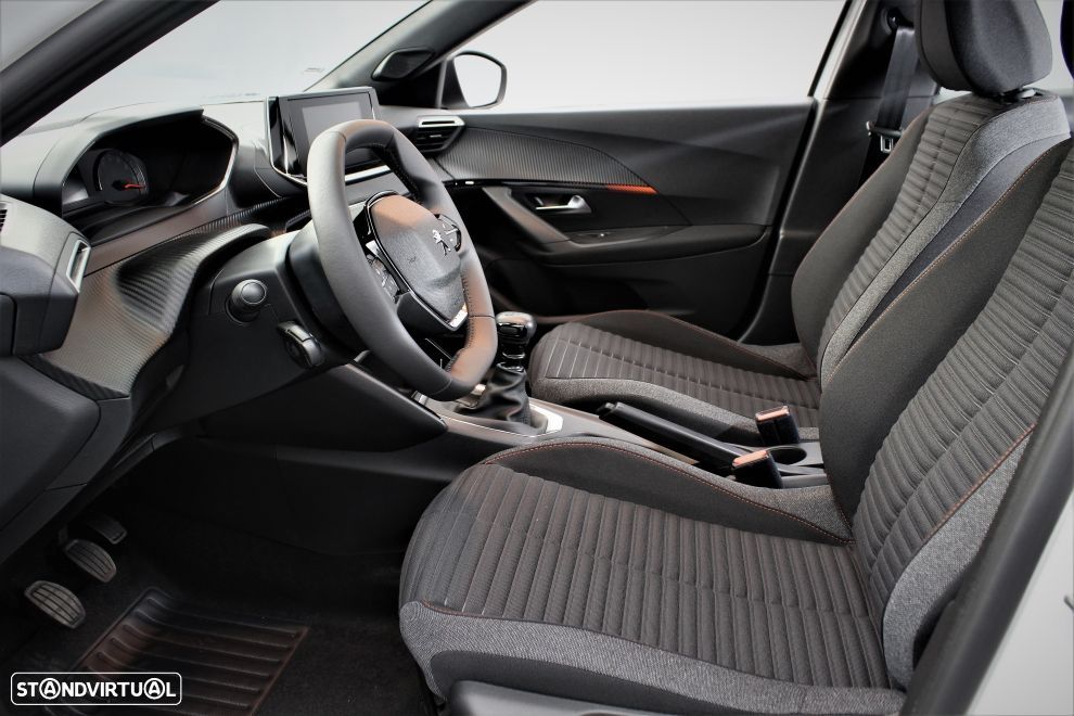 Peugeot 2008 1.2 PureTech Active Pack - 24