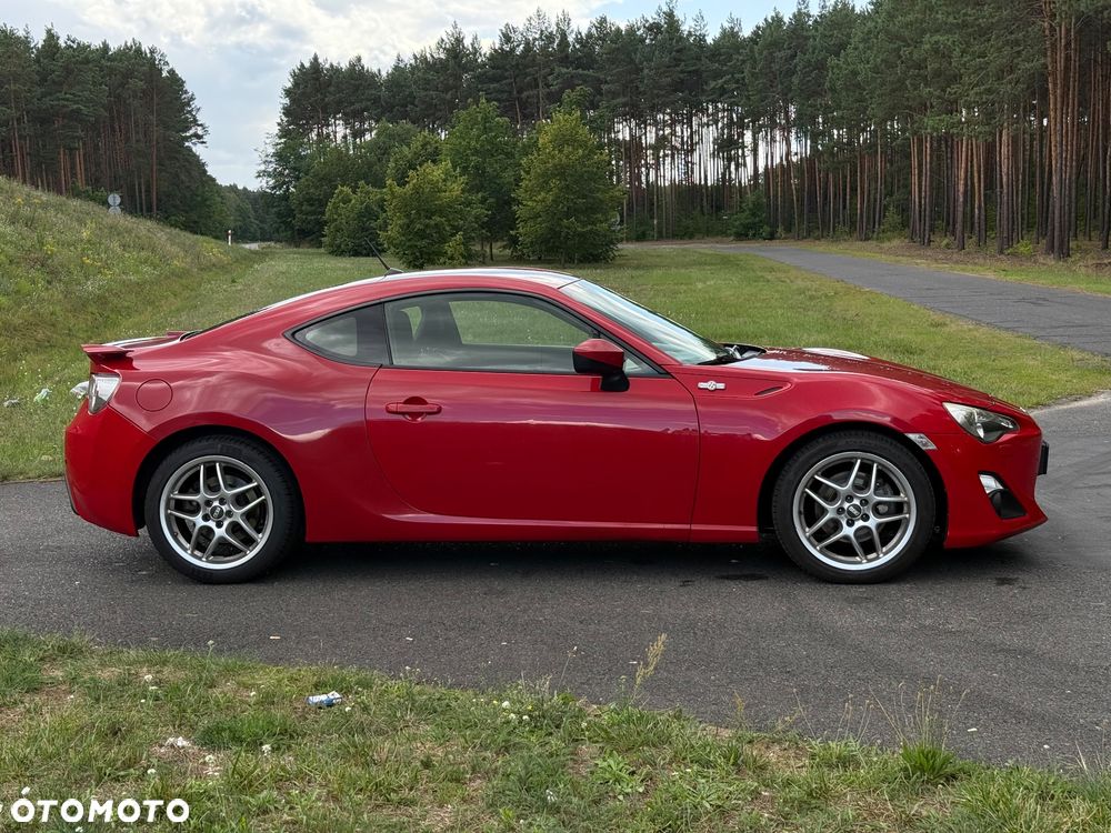 Toyota GT86 2.0 Premium - 4