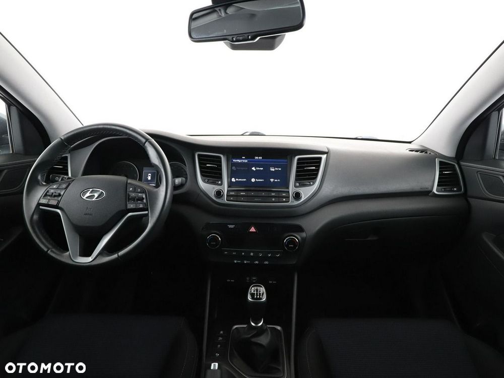 Hyundai Tucson 1.7 CRDI BlueDrive Style 2WD - 16