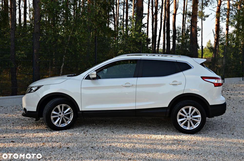 Nissan Qashqai 1.6 DCi 4x4 Tekna - 23