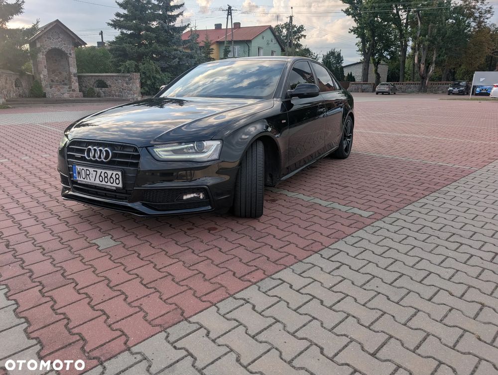 Audi A4 Limousine - 4