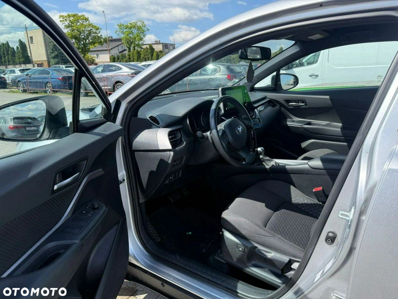 Toyota C-HR - 7
