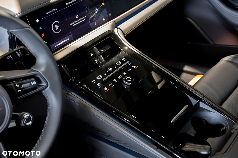 Porsche Panamera - 21