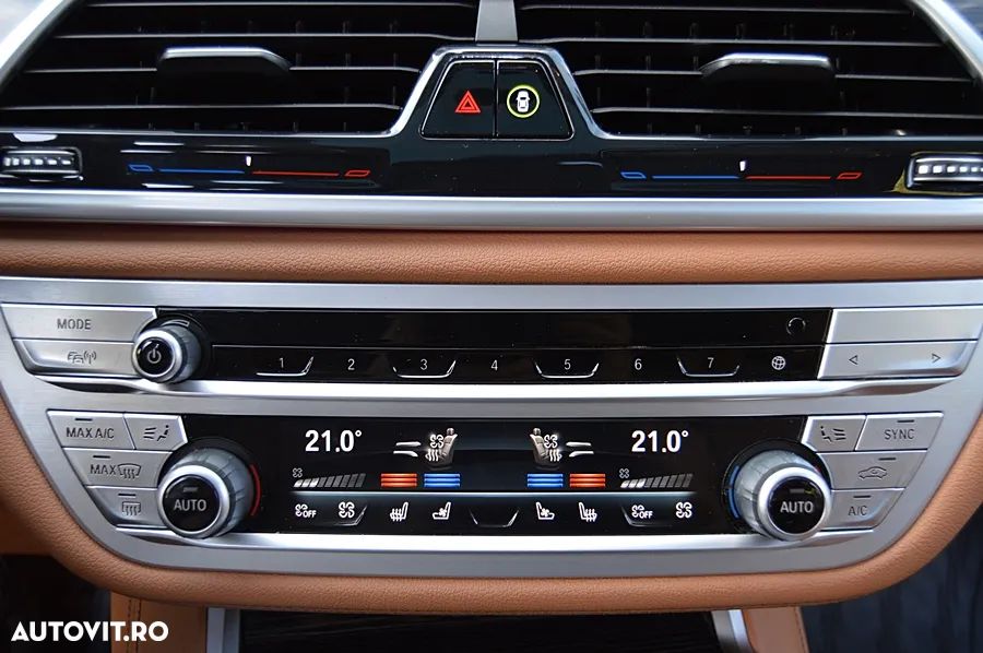 BMW Seria 7 730d xDrive - 35