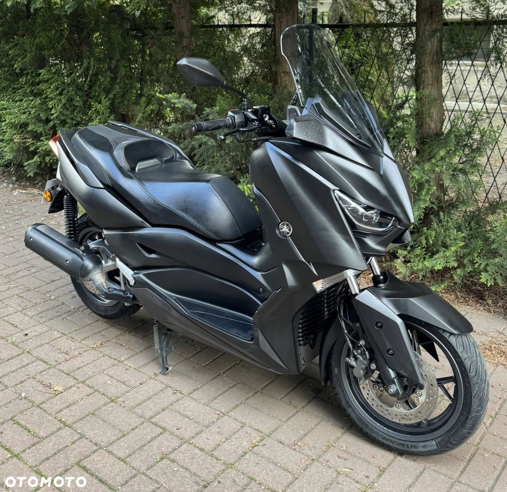 Yamaha X-max - 1