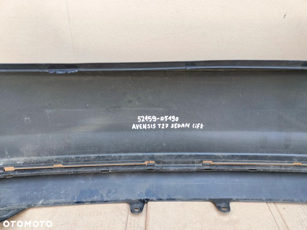 TOYOTA AVENSIS T27 LIFT 2015-2019 ZDERZAK  TYŁ SEDAN   52159-05190 - 8