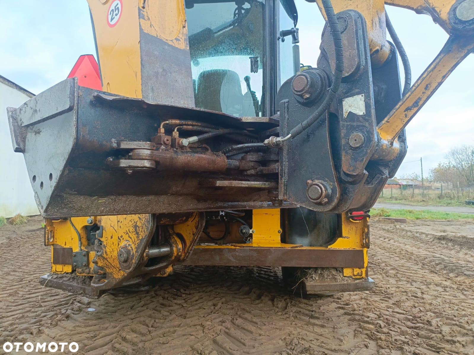 Caterpillar 432F2 - 7