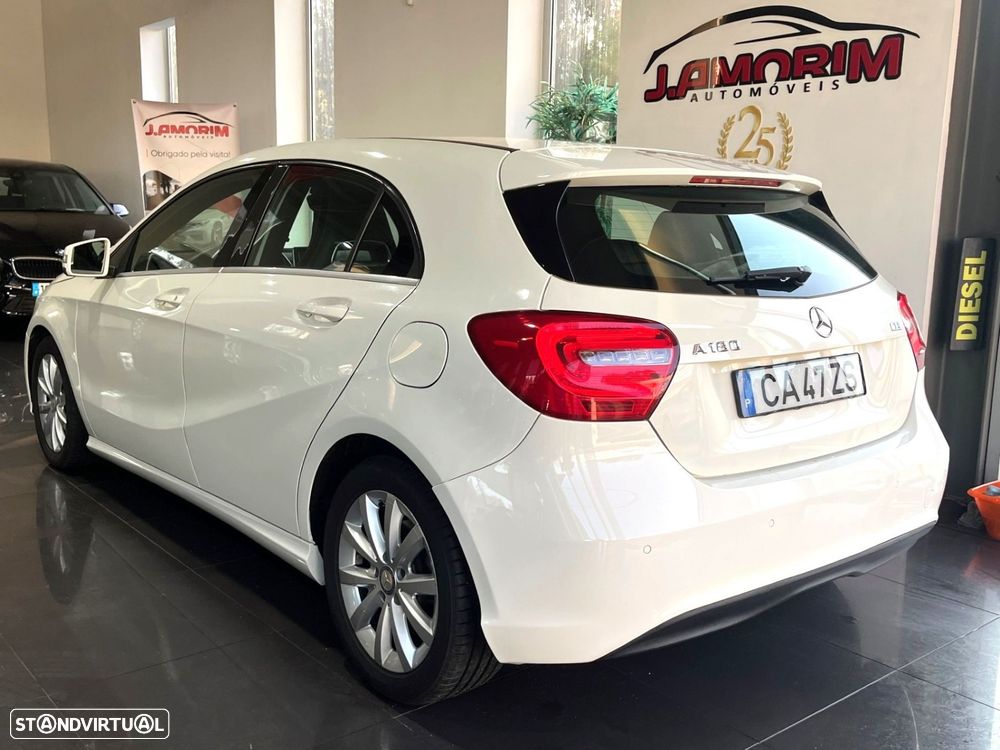 Mercedes-Benz A 180 CDI BlueEFFICIENCY Edition Style - 4