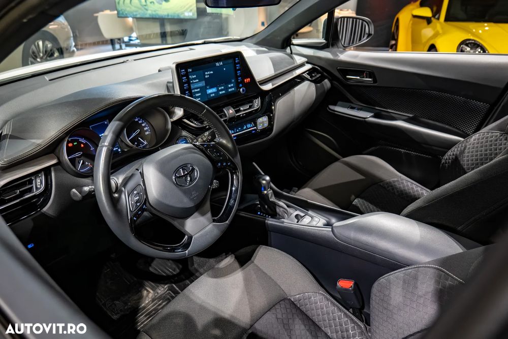 Toyota C-HR 1.8 HSD 122 CP 4x2 CVT Style - 17