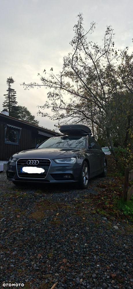 Audi A4 Avant 2.0 TDI Quattro Line - 14