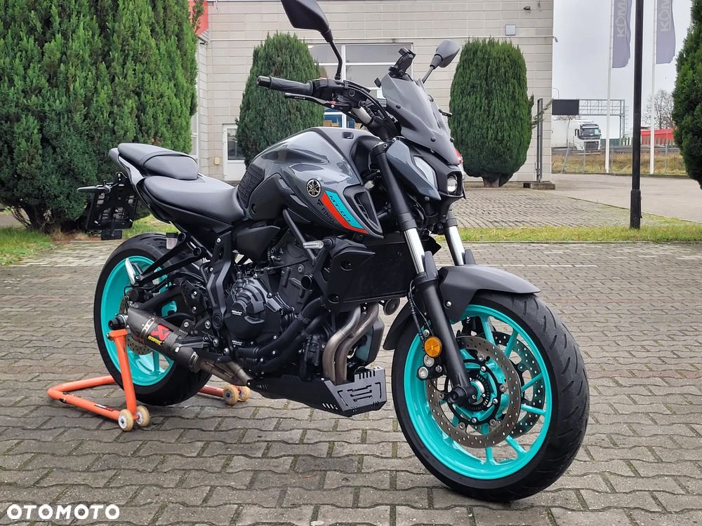 Yamaha MT - 6