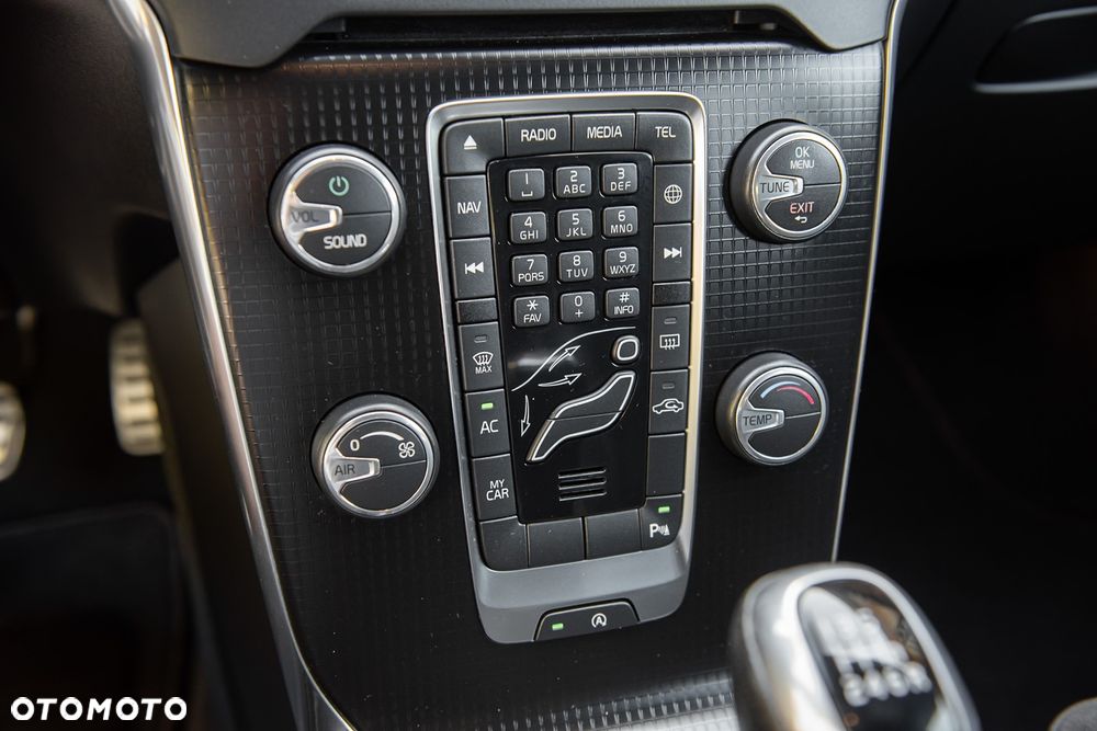 Volvo V40 D2 RDesign - 25